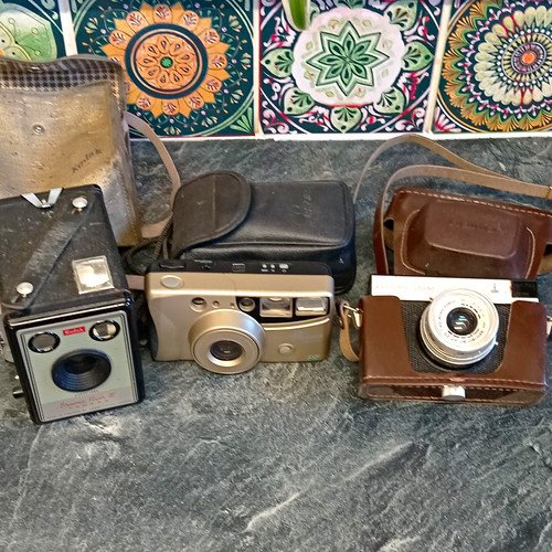 Old cameras kodak brownie - cameras,