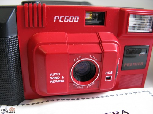 Fotocamera piccolo formato